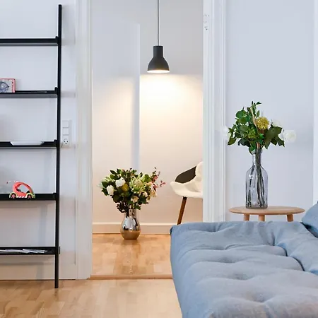 Apartment Sanders Tower - Chic Two-bedroom In Charming *