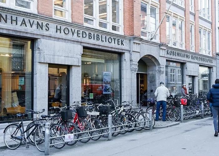 Apartment Sanders Tower - Chic Two-bedroom In Charming